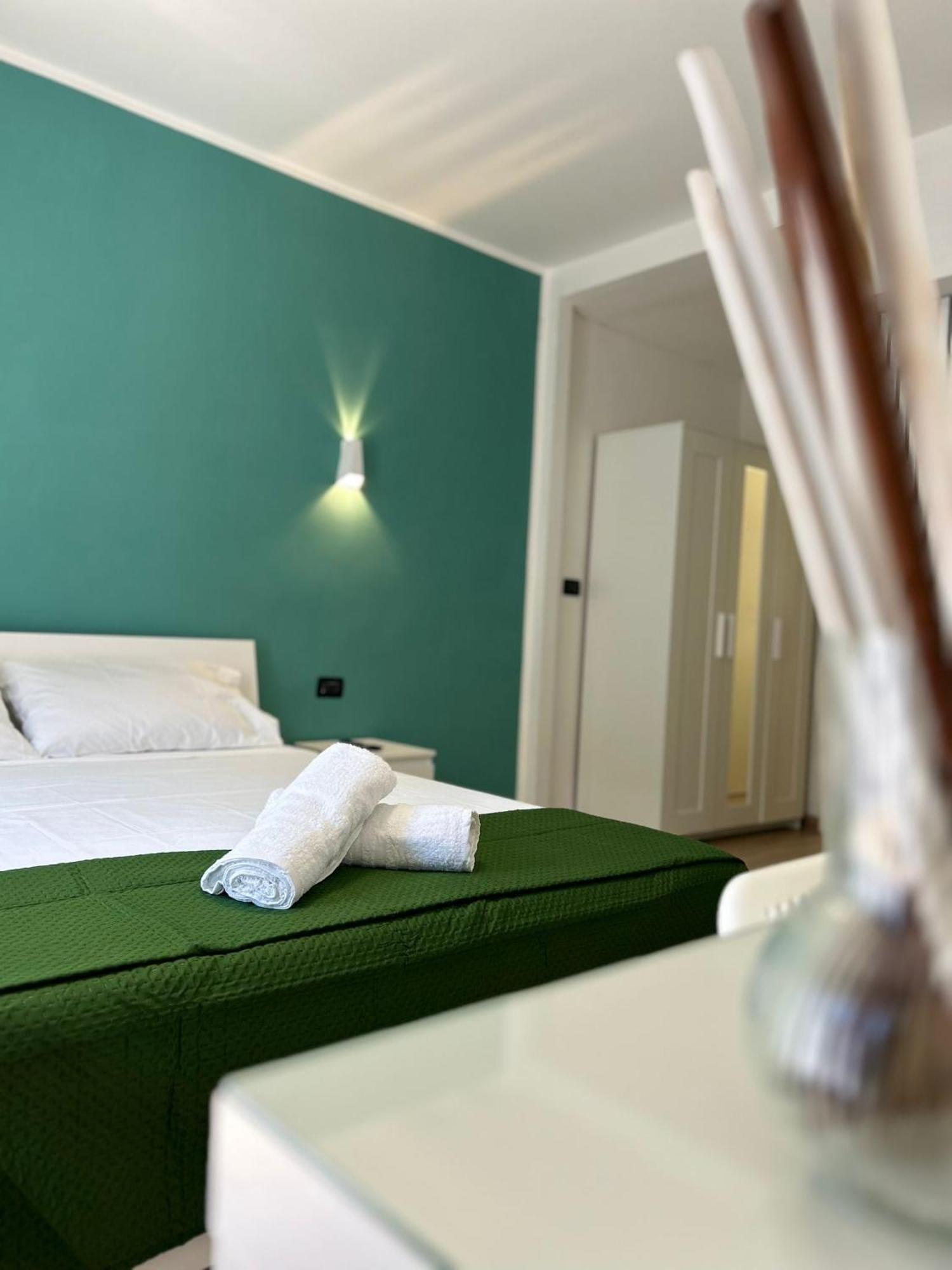 Large Double Room,1624554470:JPEG